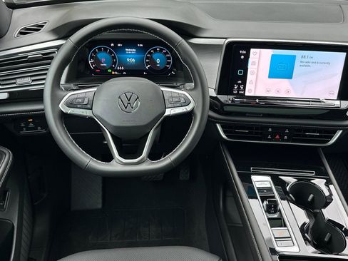 New 2026 Volkswagen Atlas Cross Sport SE FWD image 12