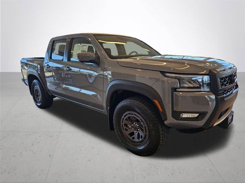 New 2026 Nissan Frontier PRO-4X w/ Tow Package AWD/4WD image 5
