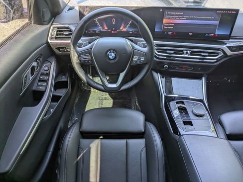 Used 2023 BMW 330i Sedan w/ Convenience Package RWD image 15