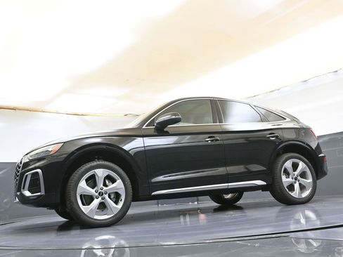 Used 2025 Audi Q5 2.0T Premium Plus w/ Premium Plus Package image 37