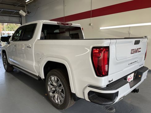 New 2026 GMC Sierra 1500 Denali w/ Denali Reserve Package image 6