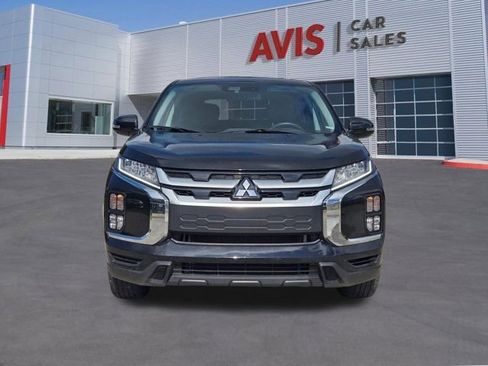 Used 2025 Mitsubishi Outlander Sport AWD image 2