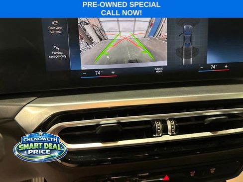 Used 2024 BMW 330i xDrive Sedan AWD/4WD image 11