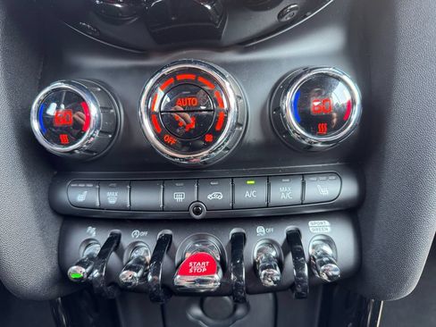 Used 2024 MINI Cooper S w/ Seaside Edition FWD image 20