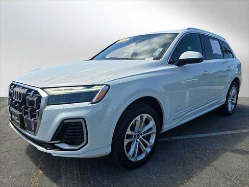 Used 2025 Audi Q7 3.0T Premium Plus AWD/4WD image 7
