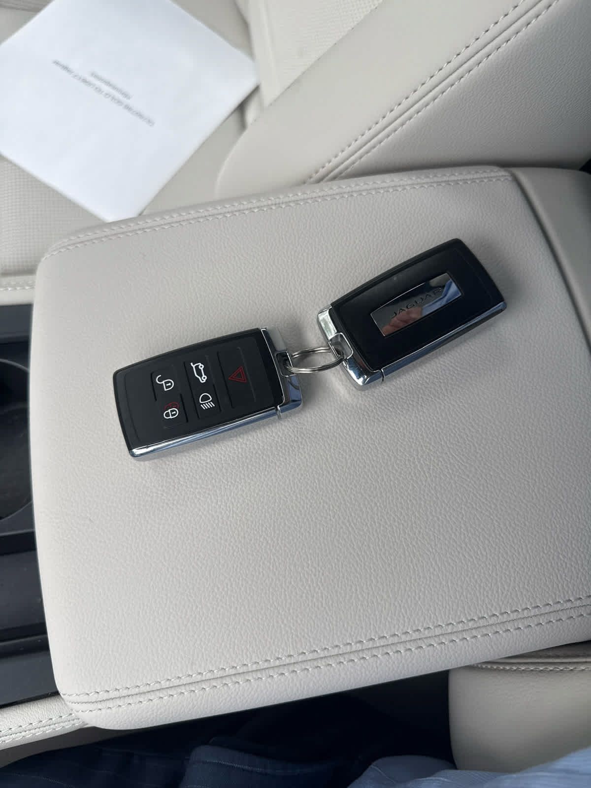 Used 2026 Jaguar F-PACE R-Dynamic S AWD/4WD image 21