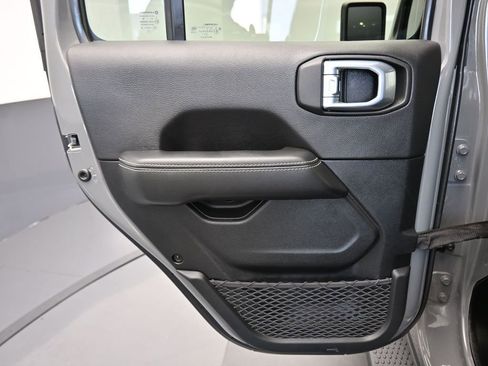 Used 2021 Jeep Wrangler Unlimited Sahara w/ Cold Weather Group image 29