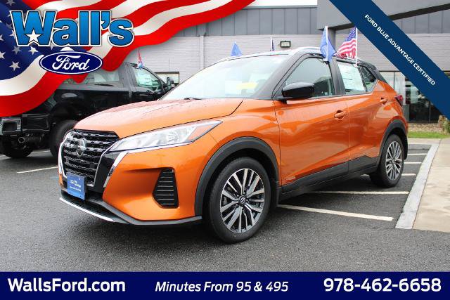 Used 2021 Nissan Kicks SV FWD image 1
