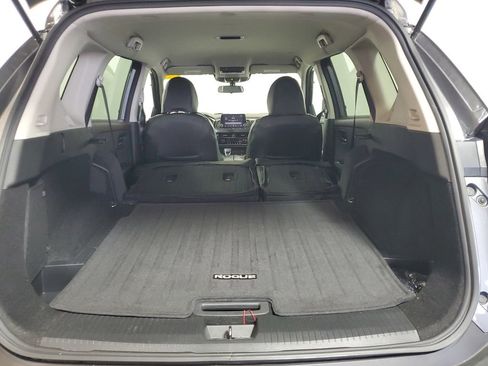 Used 2023 Nissan Rogue SV image 25