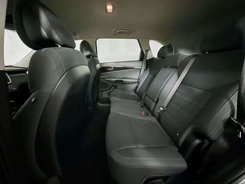 Used 2016 Kia Sorento L image 14