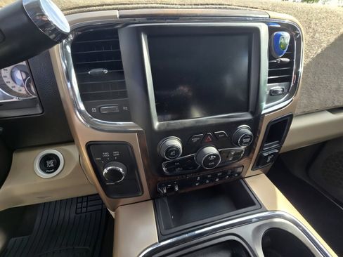 Used 2016 RAM 2500 Longhorn w/ Convenience Group image 9