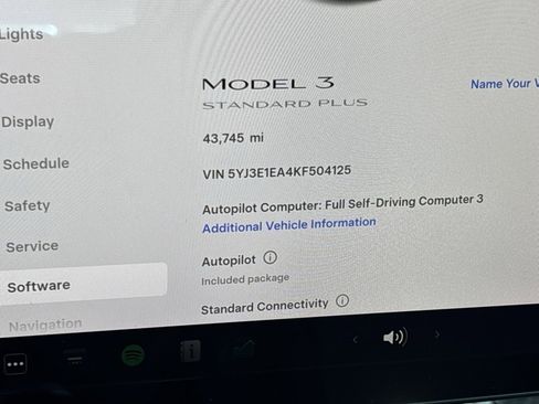 Used 2019 Tesla Model 3 Mid Range image 30