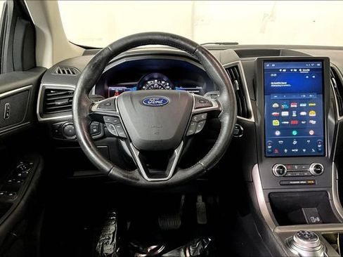 Used 2022 Ford Edge SEL w/ Convenience Package image 5