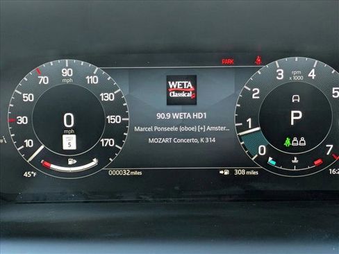 New 2026 Land Rover Discovery Sport Landmark AWD/4WD image 11