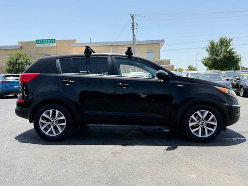 Used 2015 Kia Sportage LX AWD/4WD image 2