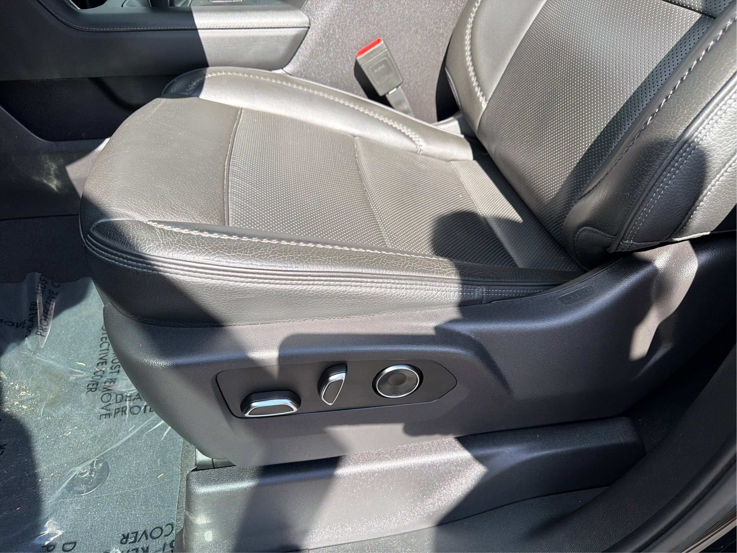 Used 2024 GMC Sierra 1500 Denali w/ Denali Reserve Package AWD/4WD image 30