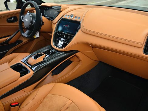 Used 2023 Aston Martin DBX 707 AWD/4WD image 10