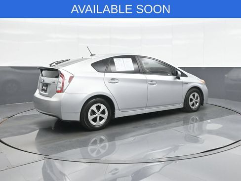 Used 2015 Toyota Prius Four w/ Deluxe Solar Roof Package FWD image 7