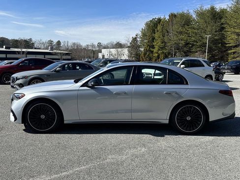 Certified 2024 Mercedes-Benz E 350 4MATIC Sedan w/ Airmatic Package image 5
