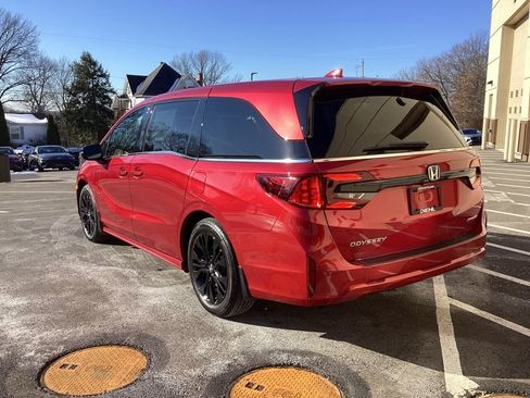 Used 2025 Honda Odyssey Sport-L image 5
