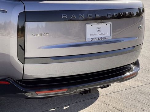 Used 2023 Land Rover Range Rover Autobiography image 6