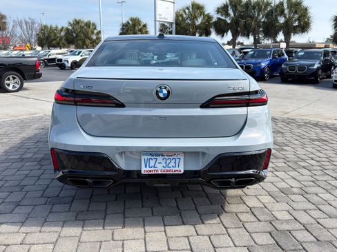 Certified 2024 BMW 760i xDrive w/ Executive Package image 10