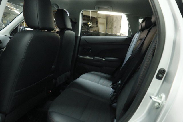 New 2027 Mitsubishi Outlander Sport SE FWD image 23