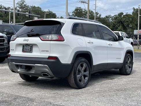 Used 2019 Jeep Cherokee Limited w/ Trailer Tow Group AWD/4WD image 13