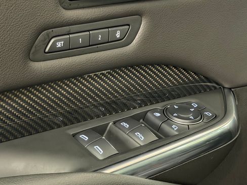 Certified 2025 Cadillac XT4 Sport FWD image 41
