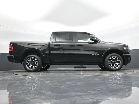 Used 2025 RAM 1500 Laramie AWD/4WD image 40