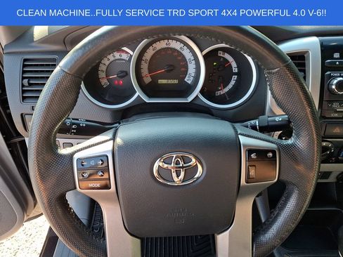 Used 2012 Toyota Tacoma 4x4 Access Cab V6 w/ TRD Sport Pkg image 16