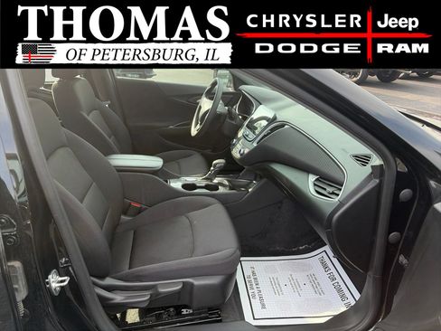 Used 2025 Chevrolet Malibu LT FWD image 23