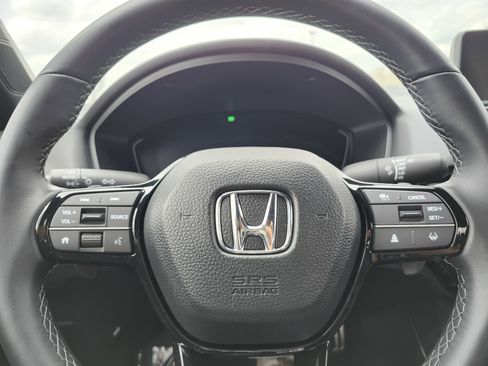 Used 2025 Honda Civic Sport image 26