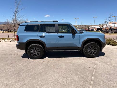 Used 2026 Toyota Land Cruiser w/ Premium Package AWD/4WD image 9