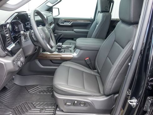 New 2026 Chevrolet Silverado 1500 LT Trail Boss w/ LT Trail Boss Premium Package AWD/4WD image 17