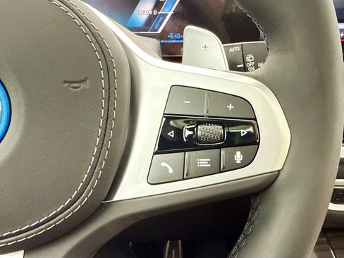 Used 2026 BMW X5 xDrive50e w/ M Sport Package AWD/4WD image 12
