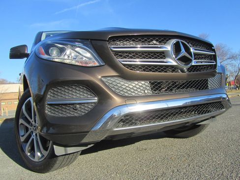 Used 2017 Mercedes-Benz GLE 350 image 1