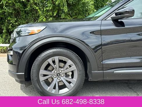 Used 2023 Ford Explorer XLT w/ Equipment Group 202A RWD image 5