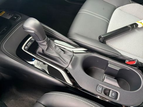 Used 2025 Toyota Corolla XSE FWD image 37