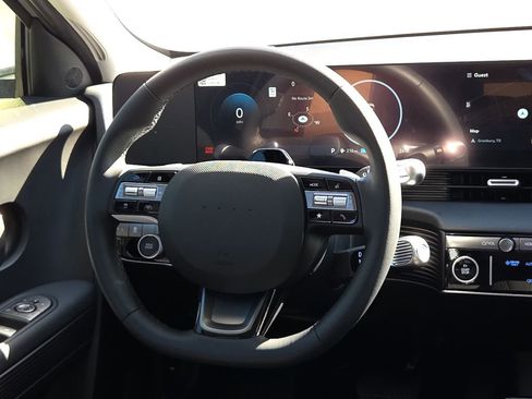 New 2026 Hyundai Ioniq 5 SE image 12