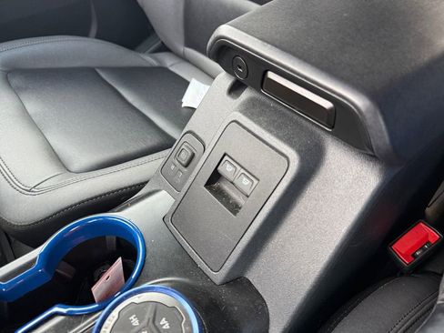 Used 2023 Ford Bronco Black Diamond w/ Sasquatch Package AWD/4WD image 33