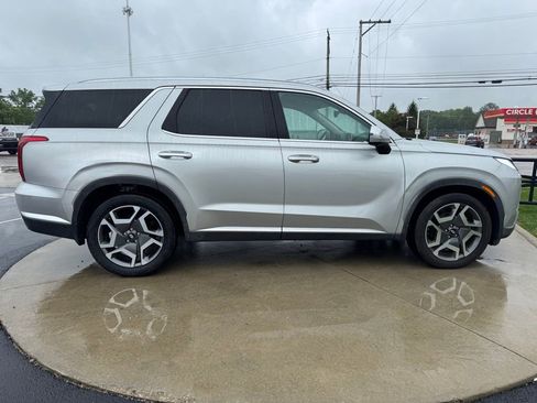 Used 2023 Hyundai Palisade SEL w/ Premium Package AWD/4WD image 8