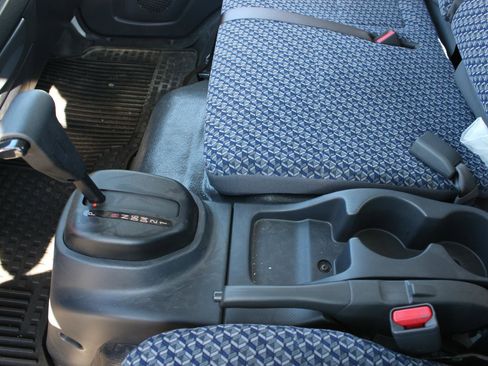 New 2024 Chevrolet Low Cab Forward image 15