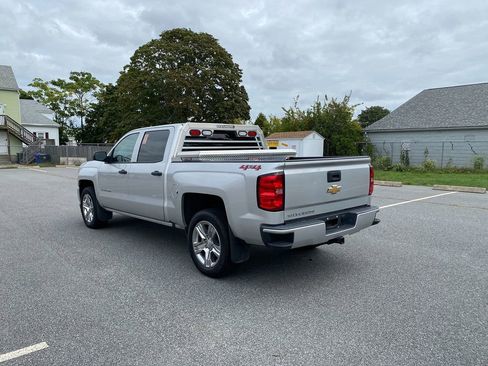 Used 2018 Chevrolet Silverado 1500 Custom w/ Custom Value Package image 8