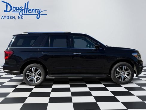 Used 2024 Ford Expedition Limited AWD/4WD image 6