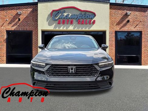 Used 2023 Honda Accord LX image 10