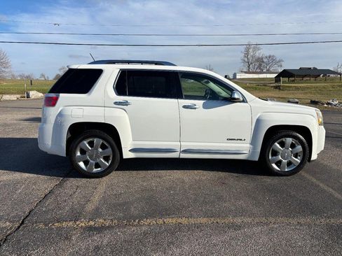 Used 2015 GMC Terrain Denali image 6