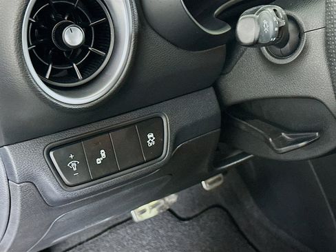 Used 2022 Kia Forte GT-Line FWD image 17