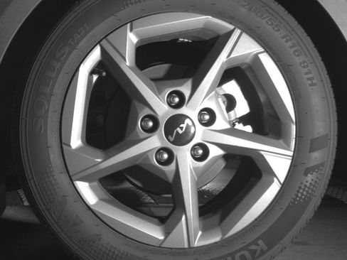 Used 2025 Kia K4 LXS image 14