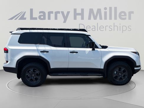 Used 2025 Lexus GX 550 w/ Accessory Package (CT) AWD/4WD image 6